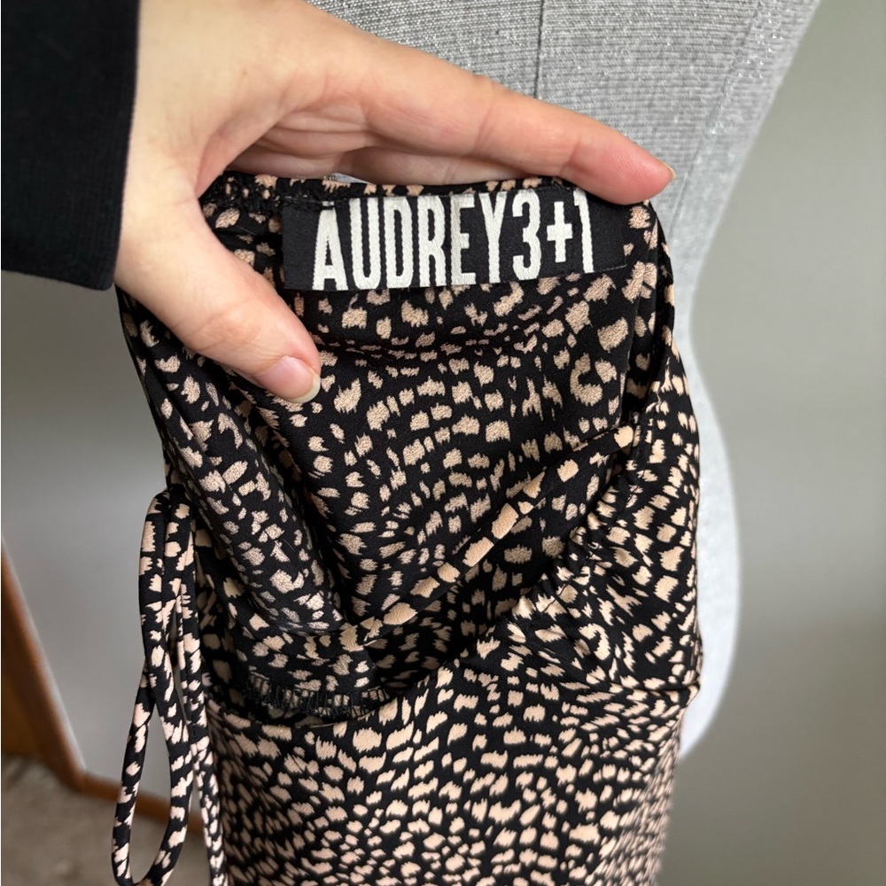 Patterned Mini Dress - Picture 3 of 4